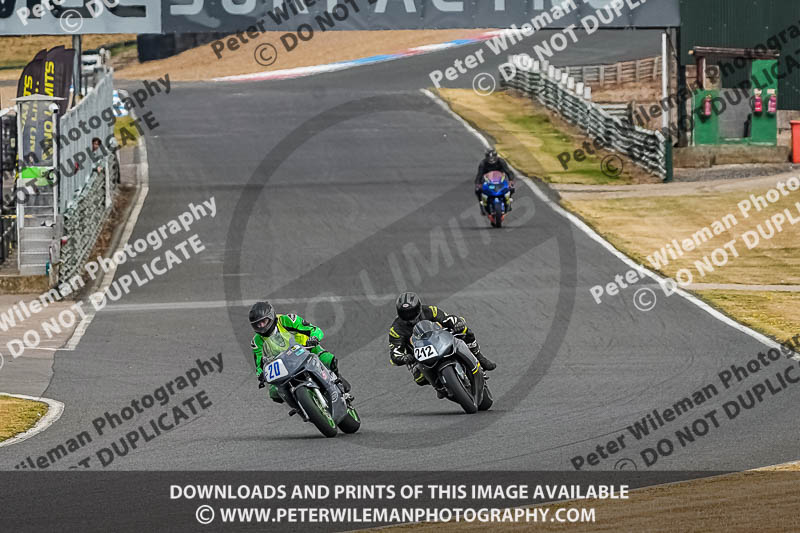 enduro digital images;event digital images;eventdigitalimages;mallory park;mallory park photographs;mallory park trackday;mallory park trackday photographs;no limits trackdays;peter wileman photography;racing digital images;trackday digital images;trackday photos